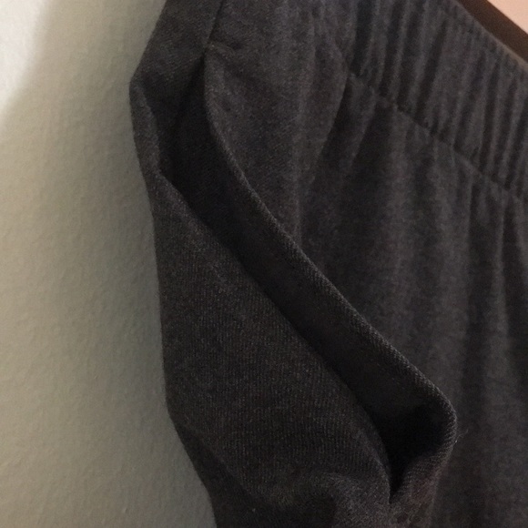 Dark brown wool trousers by Club Monaco sz 00 - Picture 5 of 10